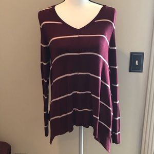 Pink Rose Sweater Asymmetrical Hem Size L